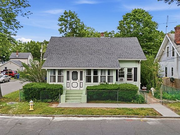 2nd image of 117 Burghardt St
