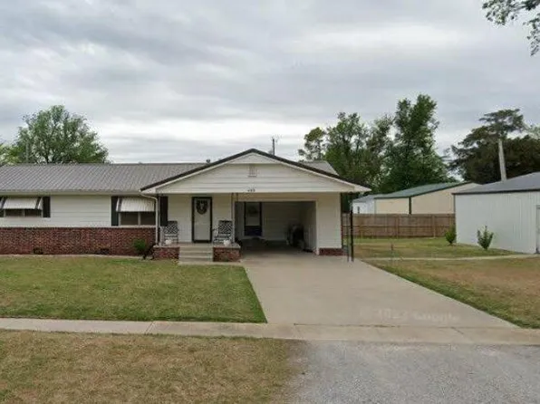 403 NW Campbell St, Minco, OK 73059