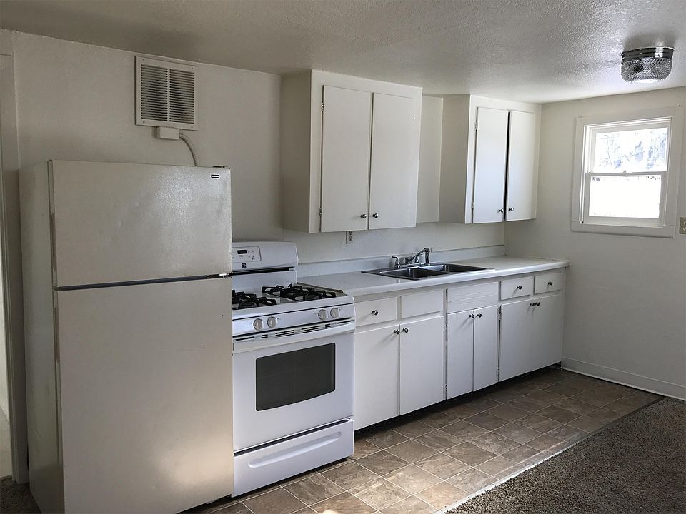 1st image of 217 N Bliss St