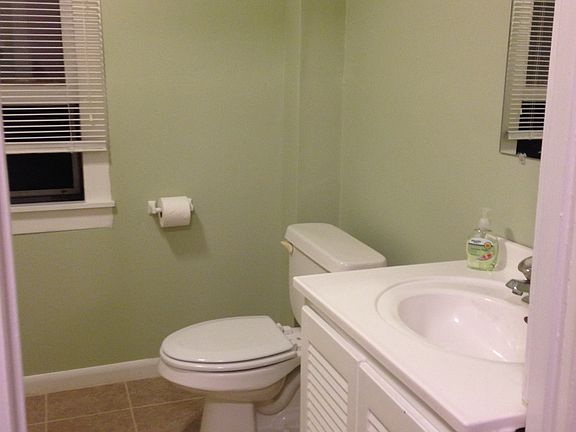 5th image of 404 S Wolfe St
