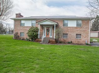 103 Squire Ln, Beckley, WV 25801
