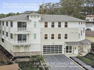 195 Avenue Cabrillo N #8, El Granada, CA 94018