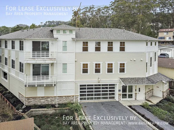 195 Avenue Cabrillo N, El Granada, CA