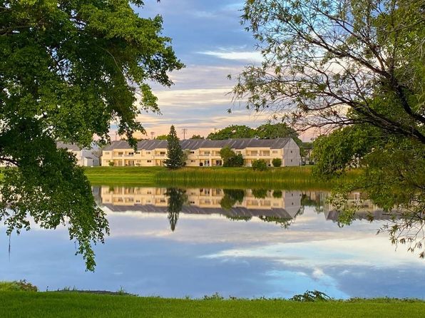 3457 NW 44th St APT 202