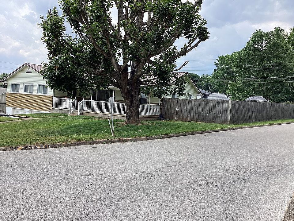 1st image of 803 Crooks Ave
