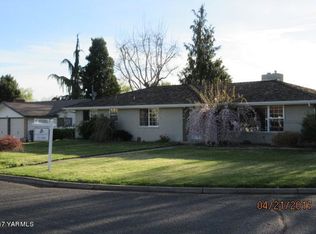 702 S 58th Ave, Yakima, WA 98908