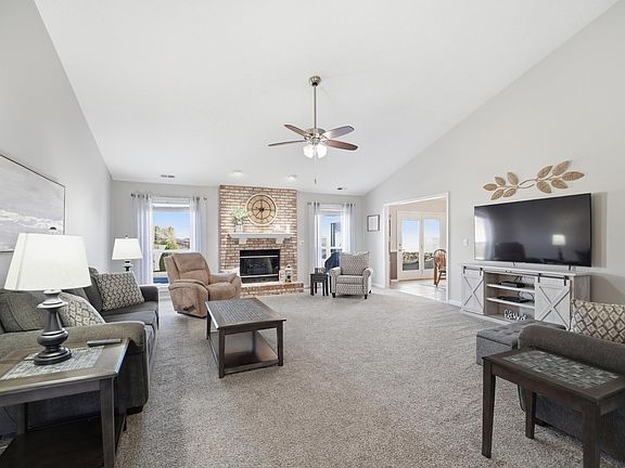 5th image of 5408 Goldersgreen Dr
