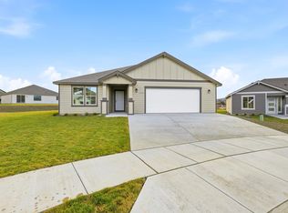 6449 W 29th Ct, Kennewick, WA 99338