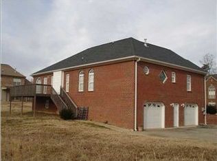 4149 Woodridge Ln, Pleasant Grove, AL 35127