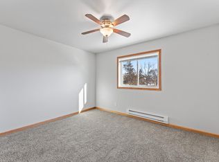 521 Lincoln St APT 201, Mauston, WI 53948