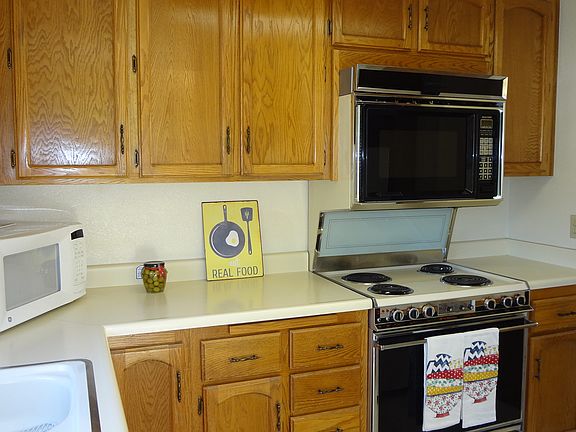 3rd image of 11330 Fair Oaks Blvd APT 121