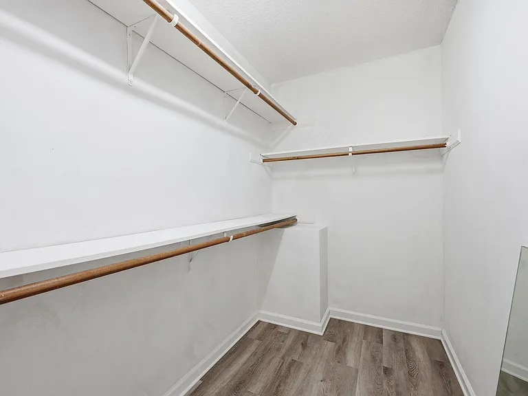 1057 Mailwood Dr — Photo 25