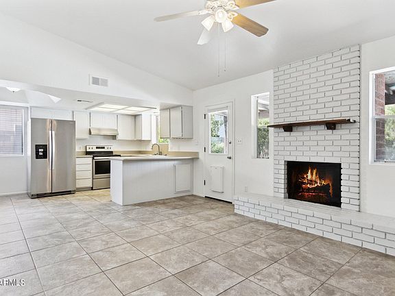 5th image of 3136 E ENID Avenue