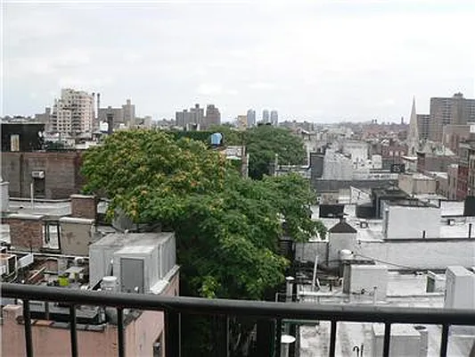 Sold by Adina Realty | media 8
