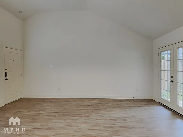 11418 Chariot Dr — Photo 3