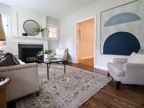 2nd image of 305 Frieda Ave