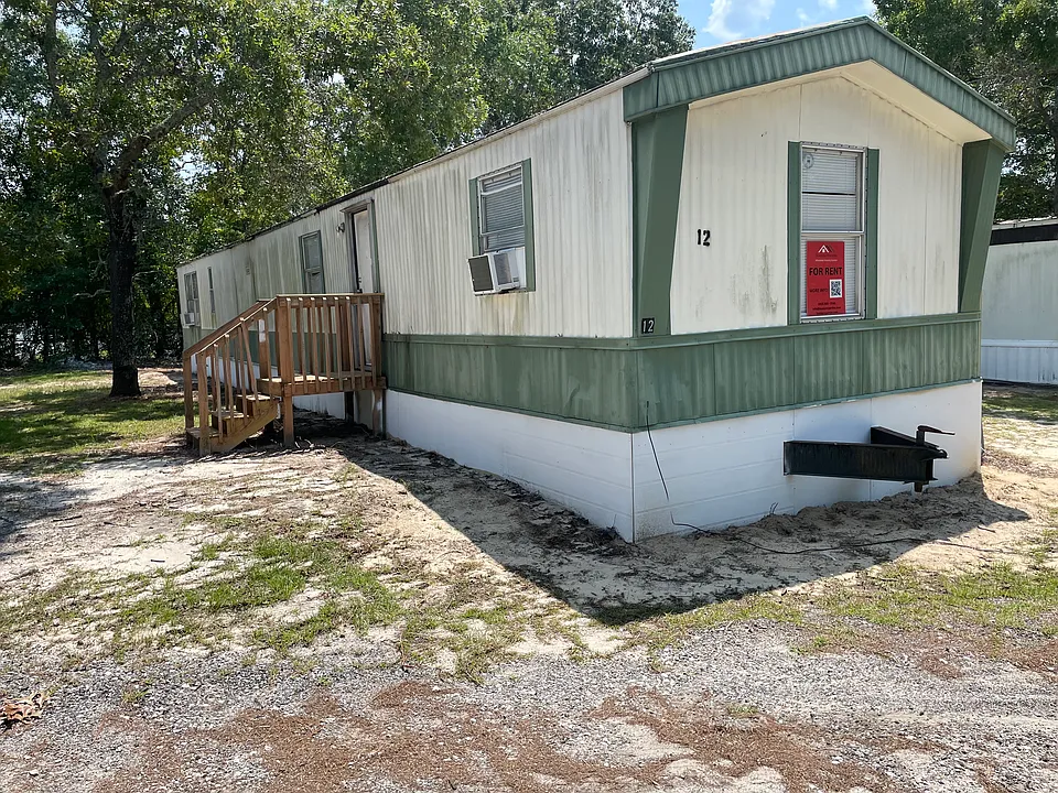 4500 Leesburg Rd #12