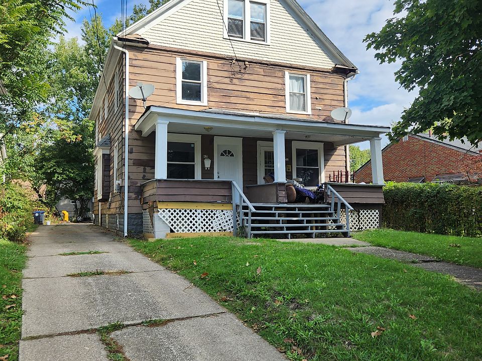 1st image of 49 E Archwood Ave