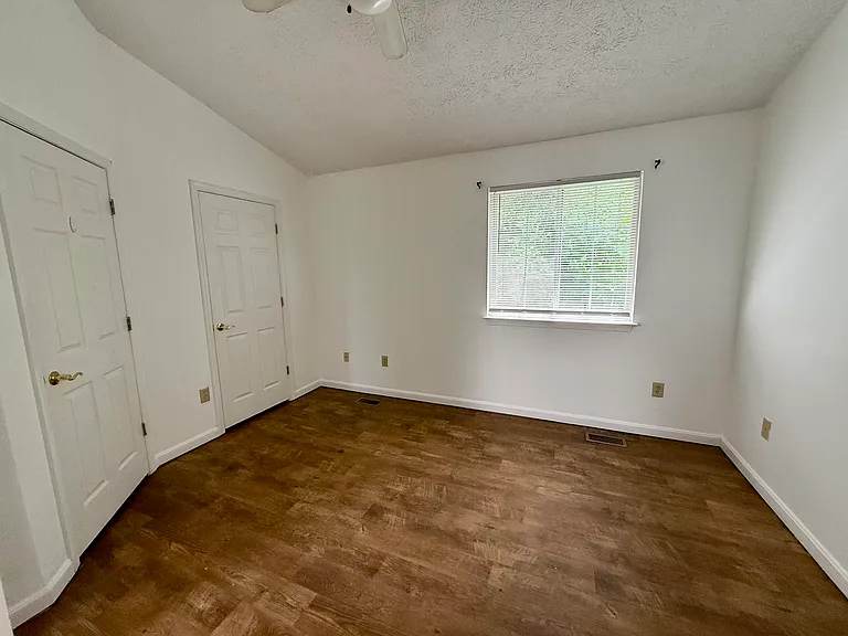 22570 Lower Kells Ln — Photo 10