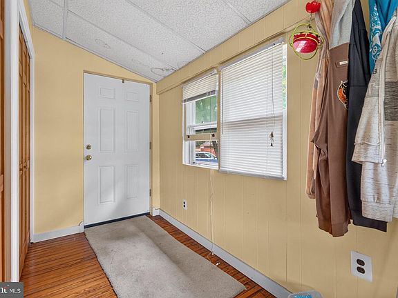4th image of 228 McKendimen Rd