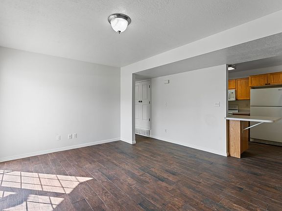 4th image of 1349 N 1230 W