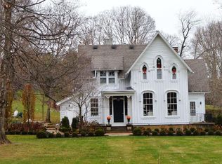 1197 Newark Granville Rd, Granville, OH 43023