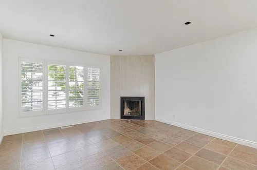 5820 Yolanda Ave #5 Photo 1