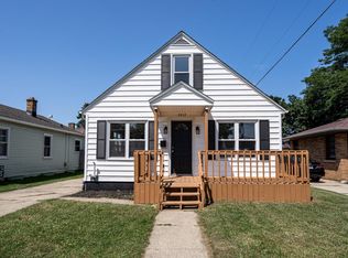 2512 Ashland Ave, Racine, WI 53403