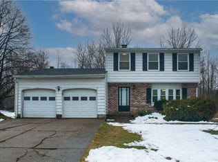 2203 Saint Andrew Dr, Erie, PA
