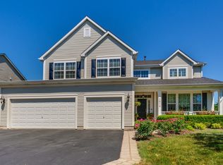 1614 Natures Way, Lindenhurst, IL 60046