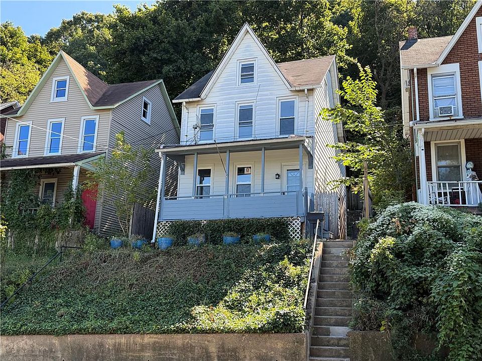 1st image of 975 Wyandotte St