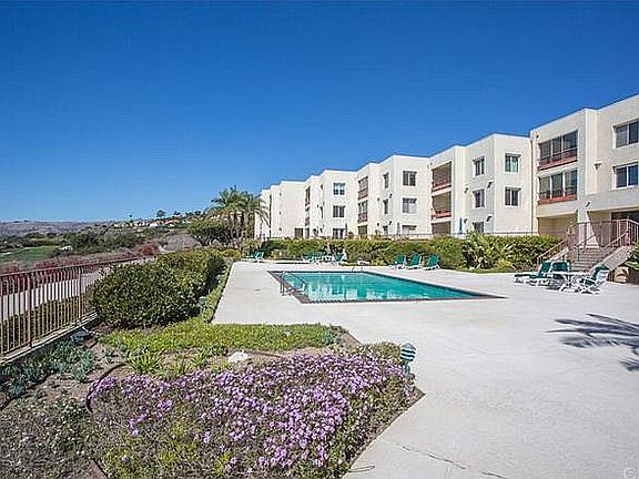 5th image of 3200 La Rotonda Dr Unit 102