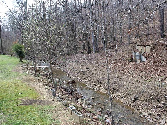 3rd image of 2035 Bangor Hollow Rd