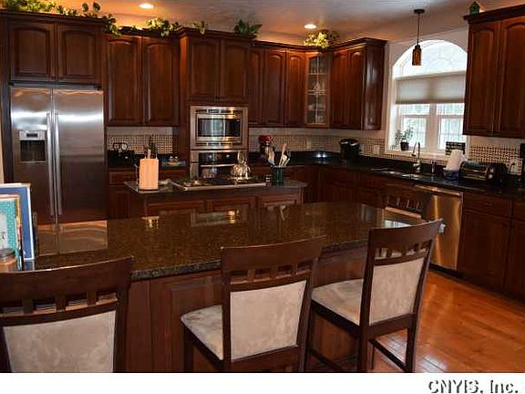 5th image of 34093 Wellington Cir