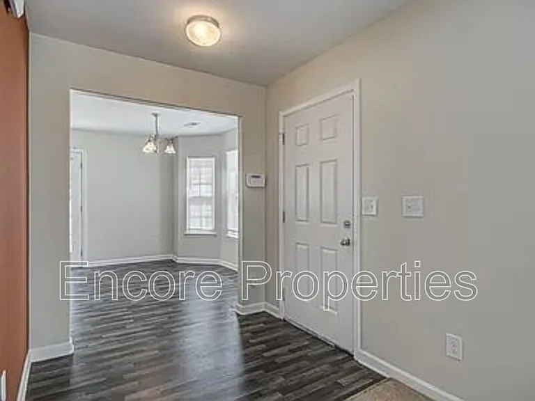 4293 Youngstown Dr — Photo 3