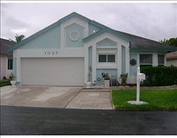 5th image of 1037 W Jasmine Ln