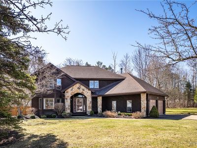 4523 Winding Woods Ln, Hamburg, NY, 14075