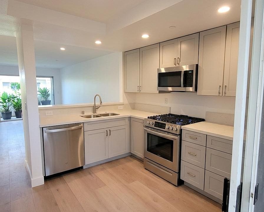 1st image of 2230 Canyon Dr APT E