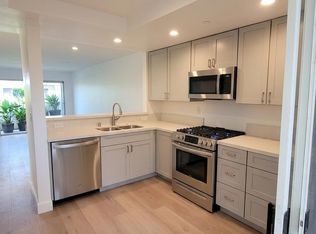 2230 Canyon Dr APT E, Costa Mesa, CA 92627