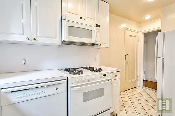 Rented by Halstead Real Estate | media 12