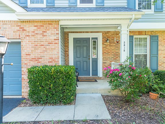 2nd image of 3818 Jocelyn Dr