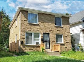 36th - N 5691- 91A, LOWER