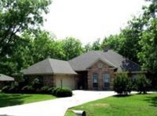 9114 Hanging Moss Dr, Granbury, TX 76049