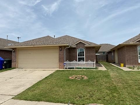 1st image of 817 Beaumont Sq