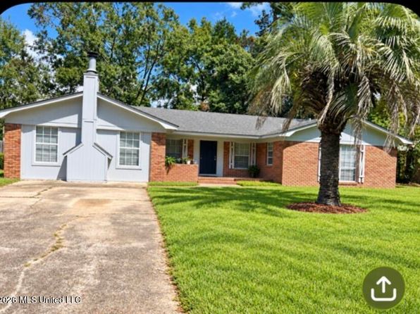 2718 Northridge Dr