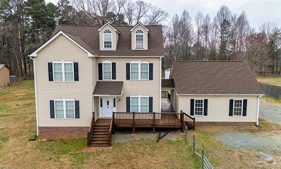 1st image of 4872 Thom Rd