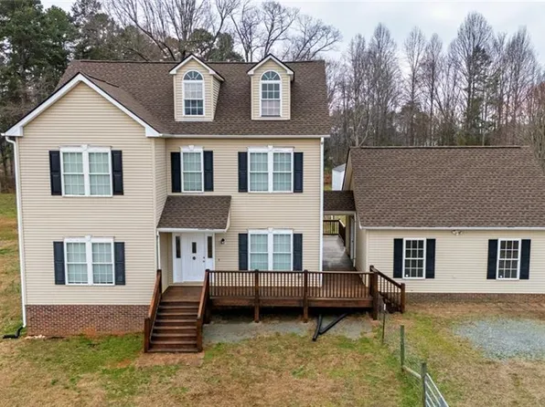 4872 Thom Rd, Mebane, NC 27302