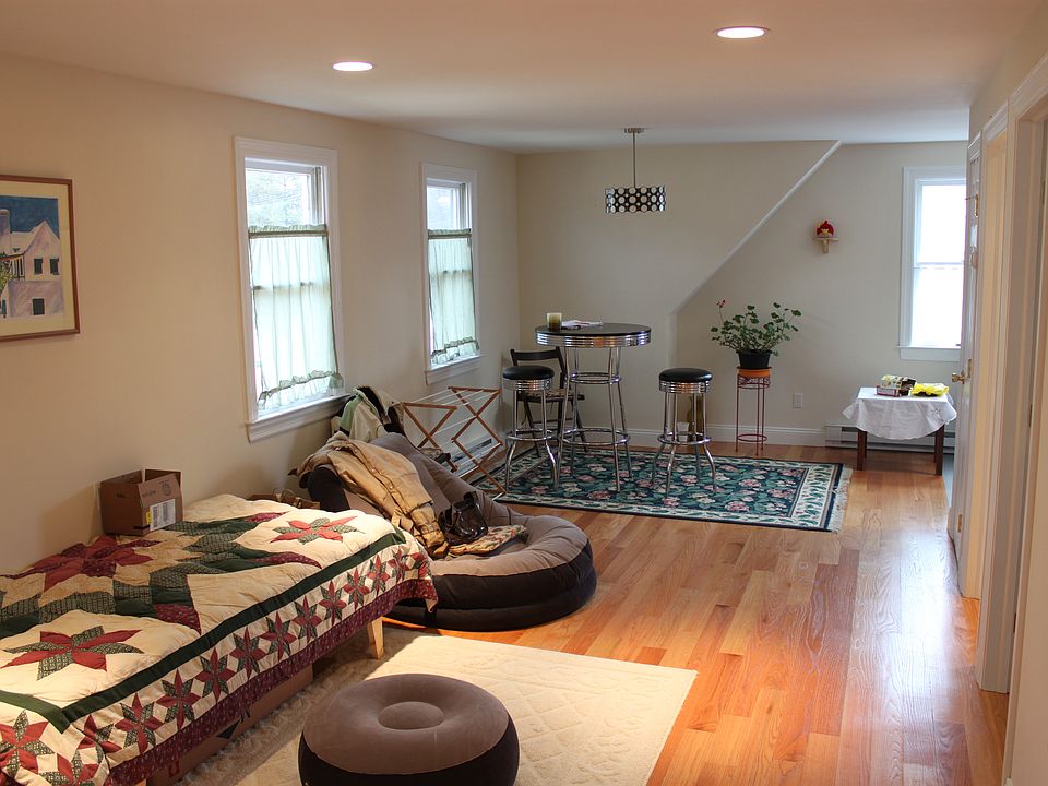 Dining/Living Room 