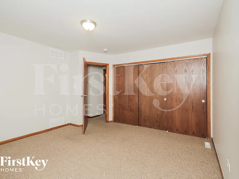 18519 Carriage Ln — Photo 8