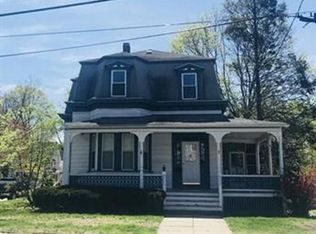 128 Woburn St #2, Reading, MA 01867